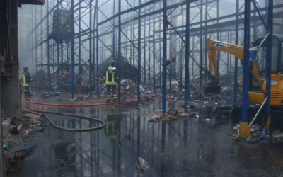 Incendio magazzino azienda di logistica